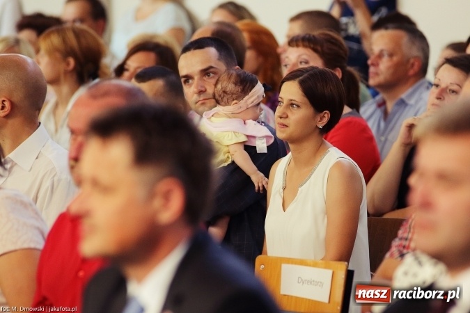 Zdjęcie w galerii na portalu naszraciborz.pl: Miejska inauguracja roku szkolnego w tym roku na Ostrogu wiadomości z regionu