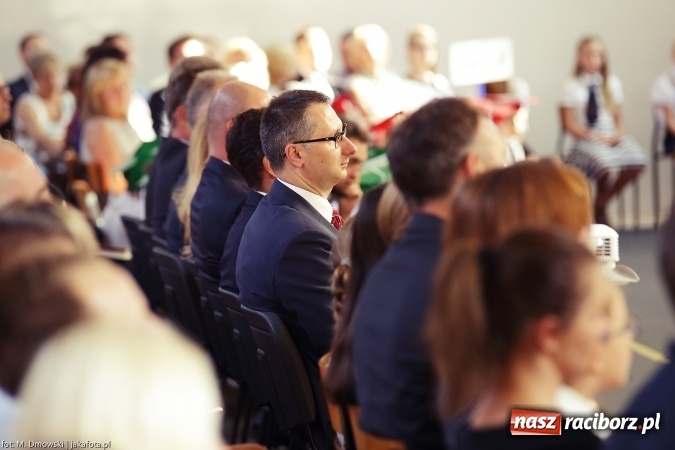 Zdjęcie w galerii na portalu naszraciborz.pl: Miejska inauguracja roku szkolnego w tym roku na Ostrogu wiadomości z regionu