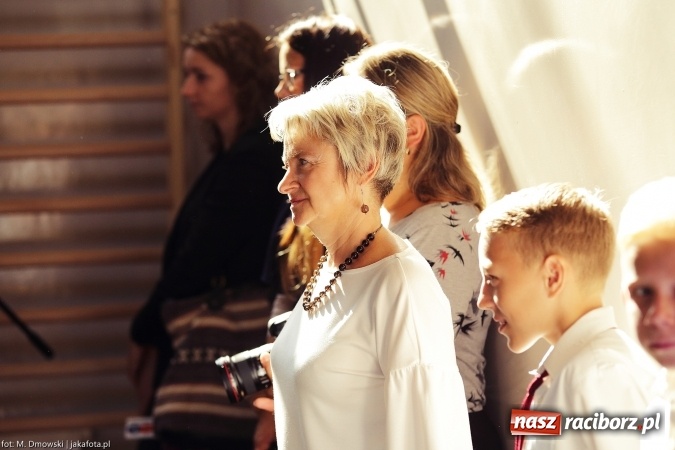 Zdjęcie w galerii na portalu naszraciborz.pl: Miejska inauguracja roku szkolnego w tym roku na Ostrogu wiadomości z regionu
