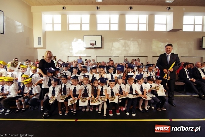 Zdjęcie w galerii na portalu naszraciborz.pl: Miejska inauguracja roku szkolnego w tym roku na Ostrogu wiadomości z regionu