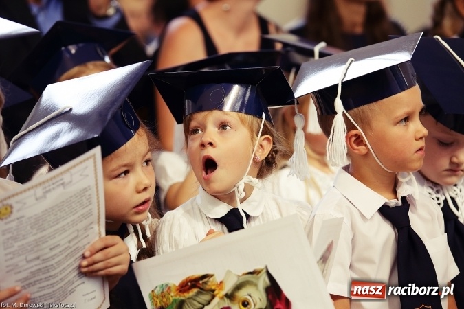 Zdjęcie w galerii na portalu naszraciborz.pl: Miejska inauguracja roku szkolnego w tym roku na Ostrogu wiadomości z regionu