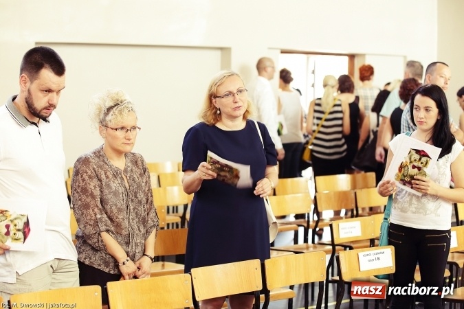 Zdjęcie w galerii na portalu naszraciborz.pl: Miejska inauguracja roku szkolnego w tym roku na Ostrogu wiadomości z regionu
