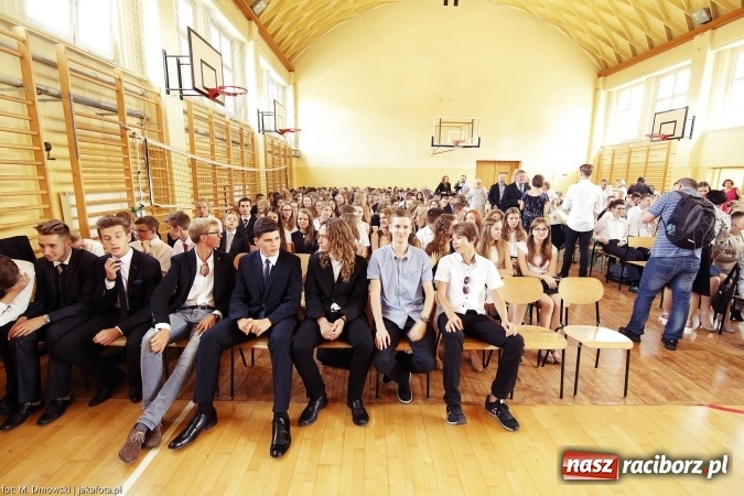Zdjęcie w galerii na portalu naszraciborz.pl: II LO wsp&oacute;łorganizatorem tegorocznej Powiatowej Inauguracji Roku Szkolnego wiadomości z regionu