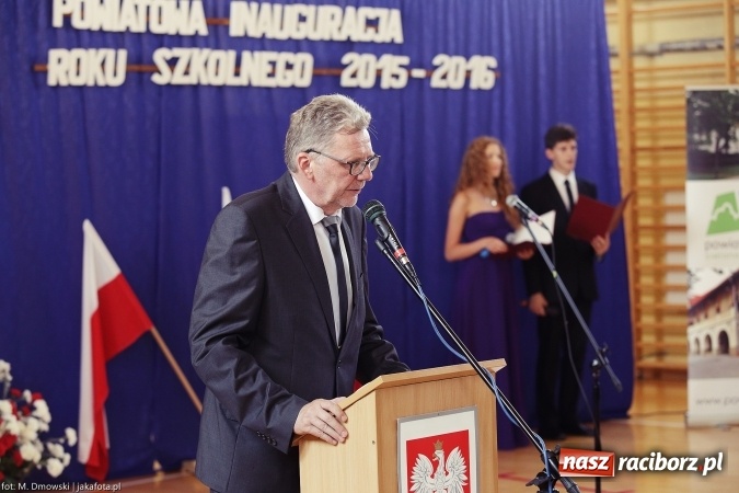 Zdjęcie w galerii na portalu naszraciborz.pl: II LO wsp&oacute;łorganizatorem tegorocznej Powiatowej Inauguracji Roku Szkolnego wiadomości z regionu