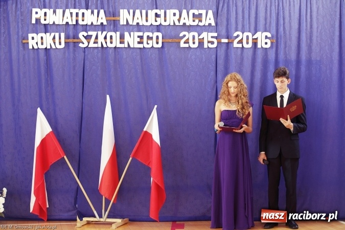 Zdjęcie w galerii na portalu naszraciborz.pl: II LO wsp&oacute;łorganizatorem tegorocznej Powiatowej Inauguracji Roku Szkolnego wiadomości z regionu