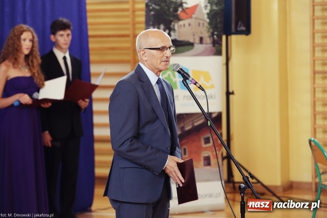 Zdjęcie w galerii na portalu naszraciborz.pl: II LO wsp&oacute;łorganizatorem tegorocznej Powiatowej Inauguracji Roku Szkolnego wiadomości z regionu