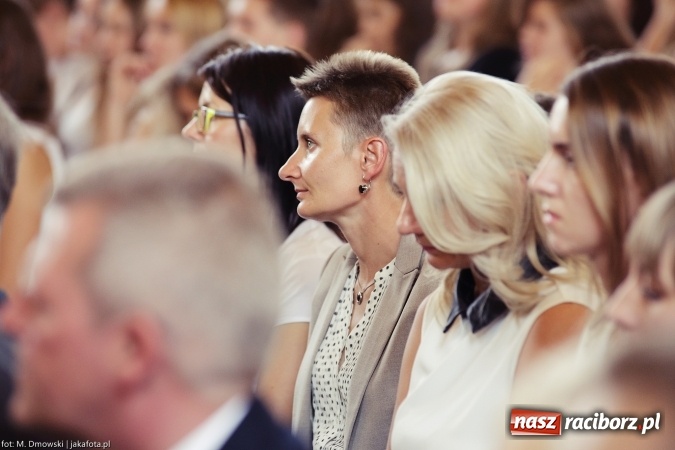 Zdjęcie w galerii na portalu naszraciborz.pl: II LO wsp&oacute;łorganizatorem tegorocznej Powiatowej Inauguracji Roku Szkolnego wiadomości z regionu