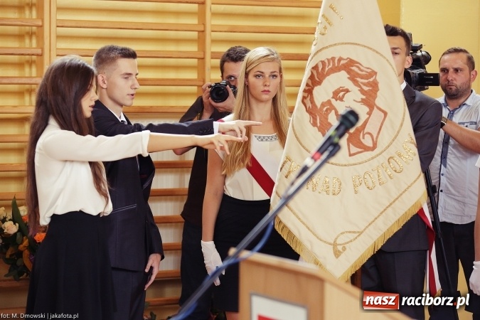 Zdjęcie w galerii na portalu naszraciborz.pl: II LO wsp&oacute;łorganizatorem tegorocznej Powiatowej Inauguracji Roku Szkolnego wiadomości z regionu