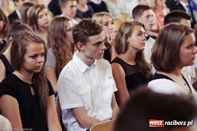 Zdjęcie w galerii na portalu naszraciborz.pl: II LO wsp&oacute;łorganizatorem tegorocznej Powiatowej Inauguracji Roku Szkolnego wiadomości z regionu