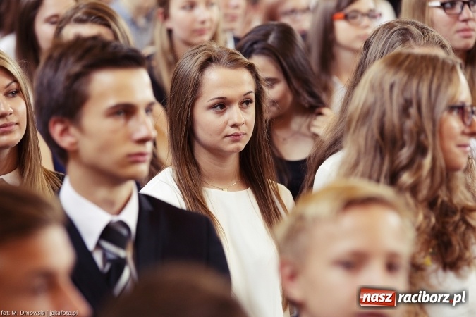 Zdjęcie w galerii na portalu naszraciborz.pl: II LO wsp&oacute;łorganizatorem tegorocznej Powiatowej Inauguracji Roku Szkolnego wiadomości z regionu