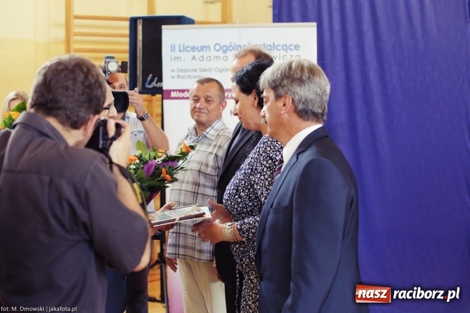 Zdjęcie w galerii na portalu naszraciborz.pl: II LO wsp&oacute;łorganizatorem tegorocznej Powiatowej Inauguracji Roku Szkolnego wiadomości z regionu