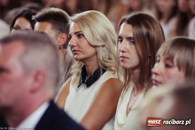 Zdjęcie w galerii na portalu naszraciborz.pl: II LO wsp&oacute;łorganizatorem tegorocznej Powiatowej Inauguracji Roku Szkolnego wiadomości z regionu