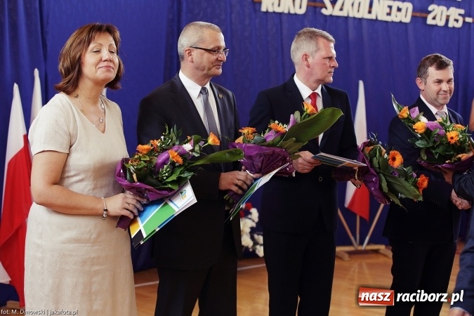 Zdjęcie w galerii na portalu naszraciborz.pl: II LO wsp&oacute;łorganizatorem tegorocznej Powiatowej Inauguracji Roku Szkolnego wiadomości z regionu