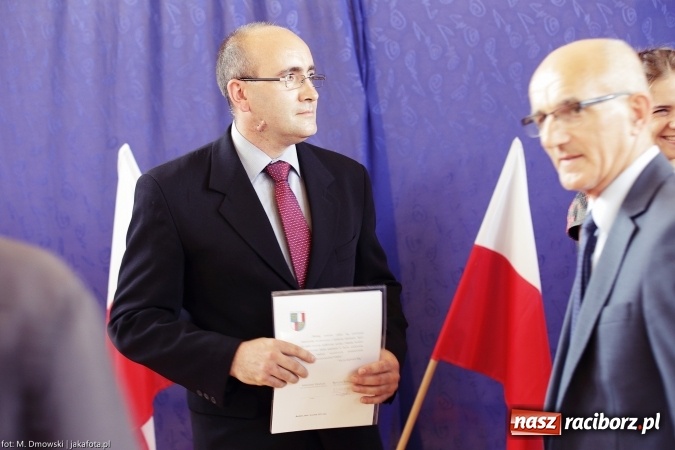 Zdjęcie w galerii na portalu naszraciborz.pl: II LO wsp&oacute;łorganizatorem tegorocznej Powiatowej Inauguracji Roku Szkolnego wiadomości z regionu