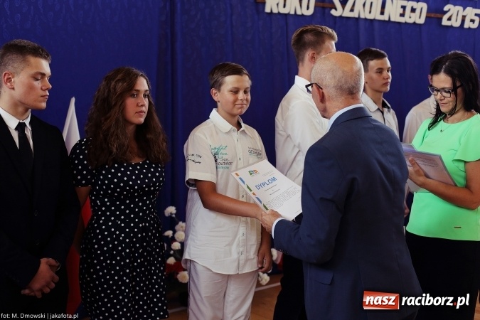 Zdjęcie w galerii na portalu naszraciborz.pl: II LO wsp&oacute;łorganizatorem tegorocznej Powiatowej Inauguracji Roku Szkolnego wiadomości z regionu