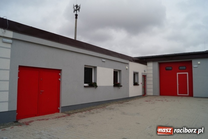 Zdjęcie w galerii na portalu naszraciborz.pl: Siedziba OSP w Babicach pięknieje. Jest teraz bardziej EKO wiadomości z regionu