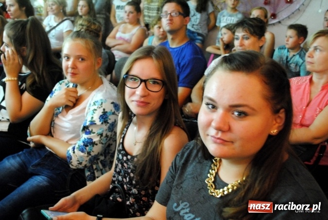 Zdjęcie w galerii na portalu naszraciborz.pl: Maciek Musiał na zakończenie wakacji w Kietrzu  wiadomości z regionu