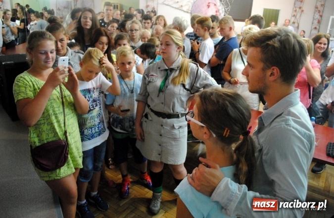 Zdjęcie w galerii na portalu naszraciborz.pl: Maciek Musiał na zakończenie wakacji w Kietrzu  wiadomości z regionu