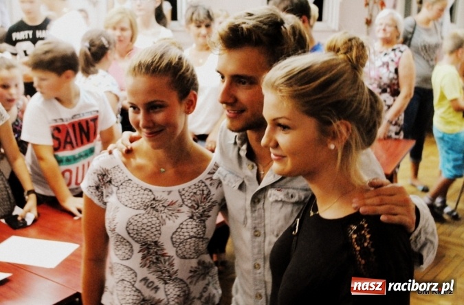 Zdjęcie w galerii na portalu naszraciborz.pl: Maciek Musiał na zakończenie wakacji w Kietrzu  wiadomości z regionu