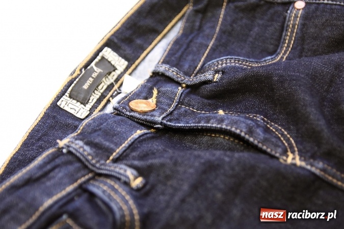 Zdjęcie w galerii na portalu naszraciborz.pl: ROBAN. Nocne szperanie w jesiennym klimacie wiadomości z regionu