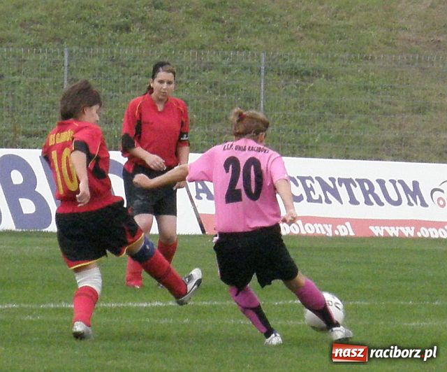 Zdjęcie w galerii na portalu naszraciborz.pl: Derby powiatu raciborskiego w II lidze piłki nożnej kobiet wiadomości z regionu