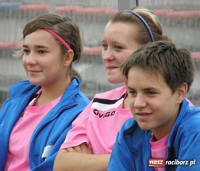 Zdjęcie w galerii na portalu naszraciborz.pl: Derby powiatu raciborskiego w II lidze piłki nożnej kobiet wiadomości z regionu