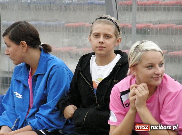 Zdjęcie w galerii na portalu naszraciborz.pl: Derby powiatu raciborskiego w II lidze piłki nożnej kobiet wiadomości z regionu