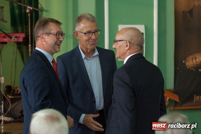 Zdjęcie w galerii na portalu naszraciborz.pl: Dzień Energetyka 2015. Uroczysta akademia w pałacyku Rafako wiadomości z regionu