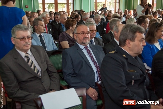 Zdjęcie w galerii na portalu naszraciborz.pl: Dzień Energetyka 2015. Uroczysta akademia w pałacyku Rafako wiadomości z regionu