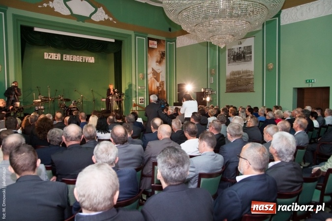 Zdjęcie w galerii na portalu naszraciborz.pl: Dzień Energetyka 2015. Uroczysta akademia w pałacyku Rafako wiadomości z regionu