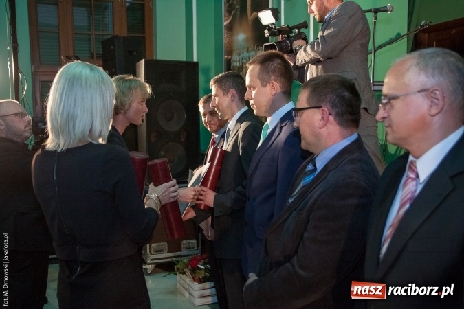 Zdjęcie w galerii na portalu naszraciborz.pl: Dzień Energetyka 2015. Uroczysta akademia w pałacyku Rafako wiadomości z regionu