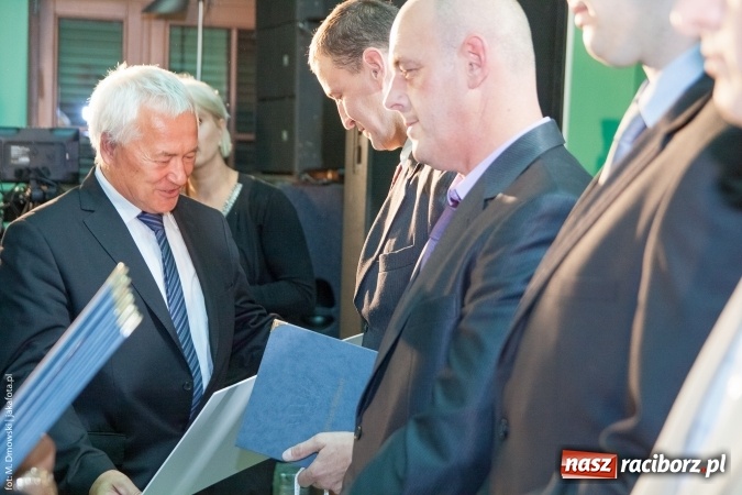 Zdjęcie w galerii na portalu naszraciborz.pl: Dzień Energetyka 2015. Uroczysta akademia w pałacyku Rafako wiadomości z regionu