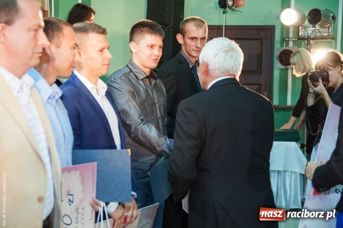 Zdjęcie w galerii na portalu naszraciborz.pl: Dzień Energetyka 2015. Uroczysta akademia w pałacyku Rafako wiadomości z regionu