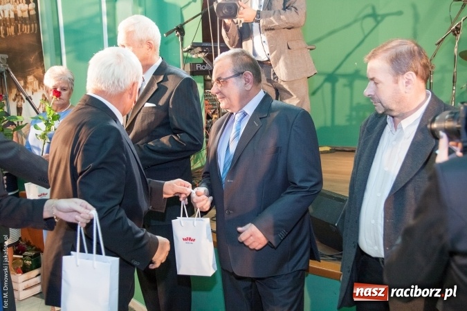 Zdjęcie w galerii na portalu naszraciborz.pl: Dzień Energetyka 2015. Uroczysta akademia w pałacyku Rafako wiadomości z regionu