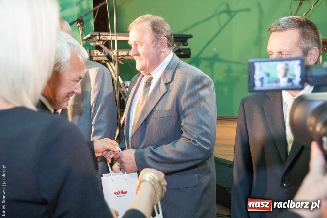 Zdjęcie w galerii na portalu naszraciborz.pl: Dzień Energetyka 2015. Uroczysta akademia w pałacyku Rafako wiadomości z regionu