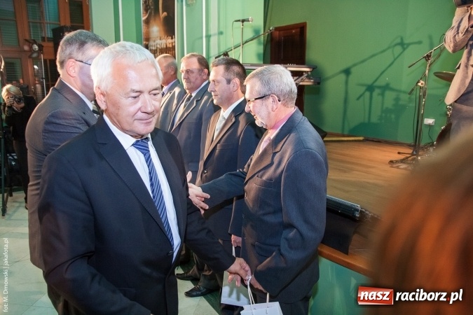 Zdjęcie w galerii na portalu naszraciborz.pl: Dzień Energetyka 2015. Uroczysta akademia w pałacyku Rafako wiadomości z regionu