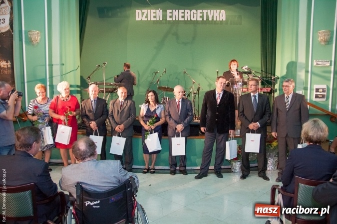 Zdjęcie w galerii na portalu naszraciborz.pl: Dzień Energetyka 2015. Uroczysta akademia w pałacyku Rafako wiadomości z regionu