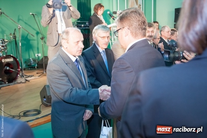 Zdjęcie w galerii na portalu naszraciborz.pl: Dzień Energetyka 2015. Uroczysta akademia w pałacyku Rafako wiadomości z regionu