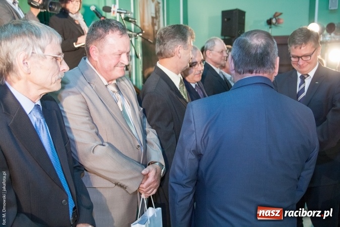 Zdjęcie w galerii na portalu naszraciborz.pl: Dzień Energetyka 2015. Uroczysta akademia w pałacyku Rafako wiadomości z regionu