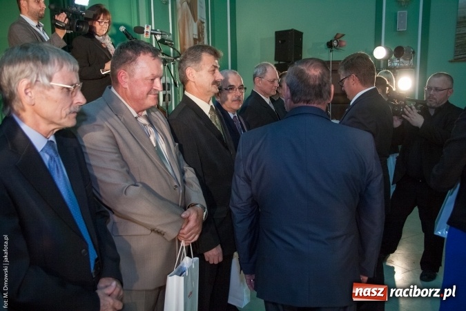 Zdjęcie w galerii na portalu naszraciborz.pl: Dzień Energetyka 2015. Uroczysta akademia w pałacyku Rafako wiadomości z regionu