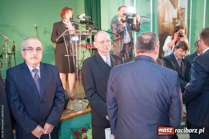 Zdjęcie w galerii na portalu naszraciborz.pl: Dzień Energetyka 2015. Uroczysta akademia w pałacyku Rafako wiadomości z regionu