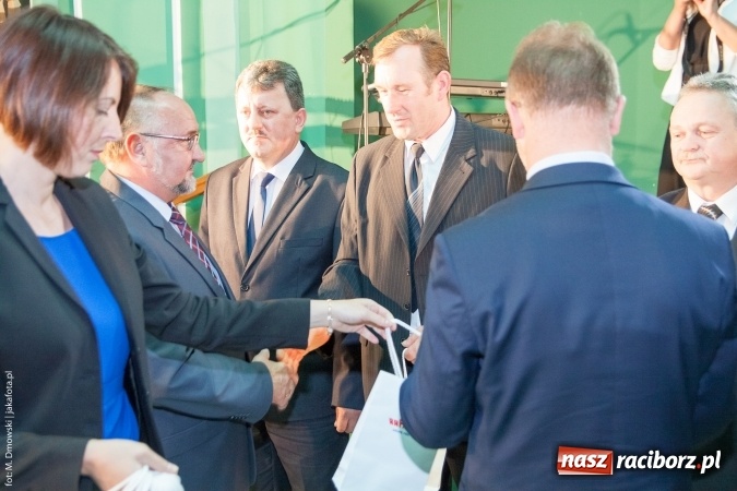 Zdjęcie w galerii na portalu naszraciborz.pl: Dzień Energetyka 2015. Uroczysta akademia w pałacyku Rafako wiadomości z regionu