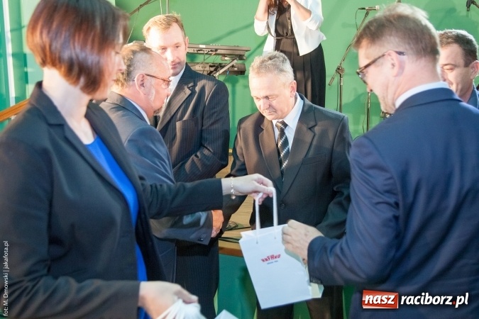 Zdjęcie w galerii na portalu naszraciborz.pl: Dzień Energetyka 2015. Uroczysta akademia w pałacyku Rafako wiadomości z regionu