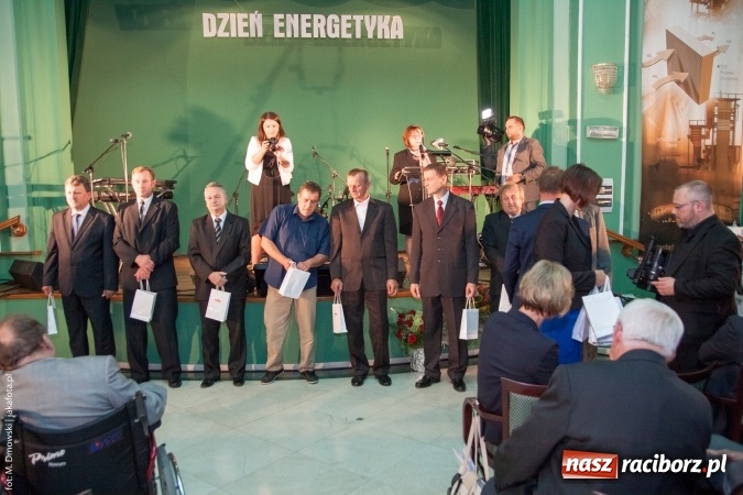 Zdjęcie w galerii na portalu naszraciborz.pl: Dzień Energetyka 2015. Uroczysta akademia w pałacyku Rafako wiadomości z regionu