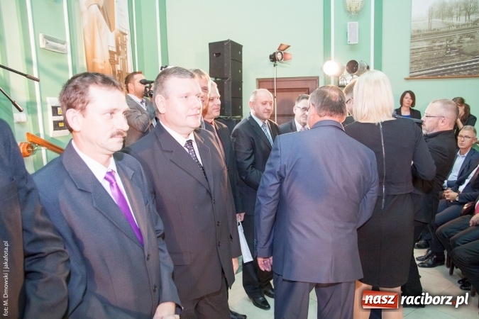 Zdjęcie w galerii na portalu naszraciborz.pl: Dzień Energetyka 2015. Uroczysta akademia w pałacyku Rafako wiadomości z regionu