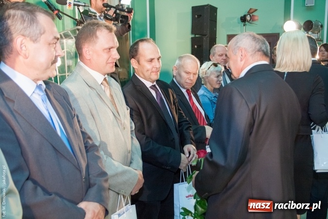 Zdjęcie w galerii na portalu naszraciborz.pl: Dzień Energetyka 2015. Uroczysta akademia w pałacyku Rafako wiadomości z regionu