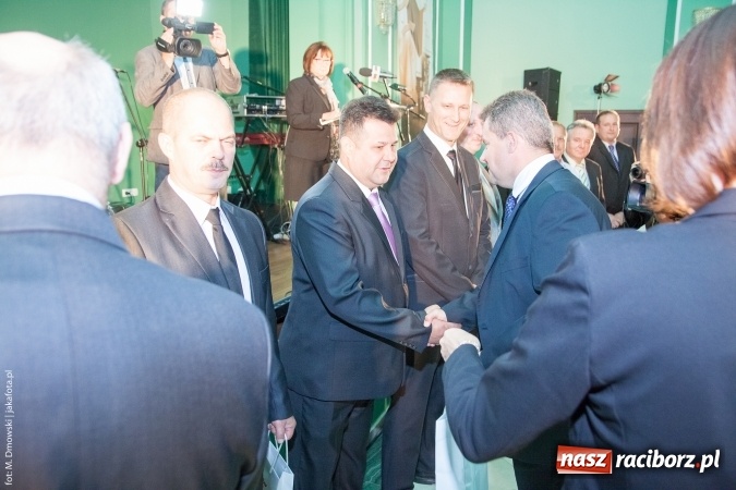 Zdjęcie w galerii na portalu naszraciborz.pl: Dzień Energetyka 2015. Uroczysta akademia w pałacyku Rafako wiadomości z regionu