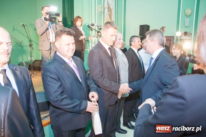 Zdjęcie w galerii na portalu naszraciborz.pl: Dzień Energetyka 2015. Uroczysta akademia w pałacyku Rafako wiadomości z regionu