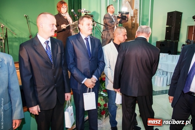 Zdjęcie w galerii na portalu naszraciborz.pl: Dzień Energetyka 2015. Uroczysta akademia w pałacyku Rafako wiadomości z regionu