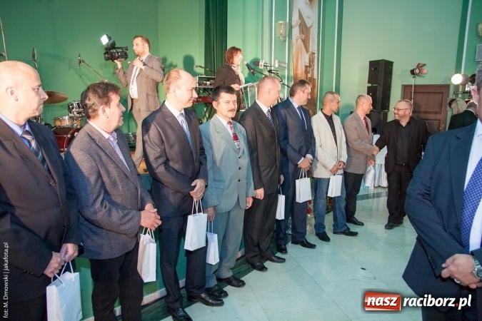 Zdjęcie w galerii na portalu naszraciborz.pl: Dzień Energetyka 2015. Uroczysta akademia w pałacyku Rafako wiadomości z regionu